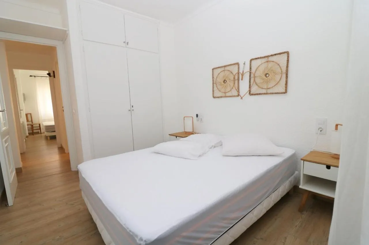 Apartment Montserrat 22 - Magnifico Piso A 200 M De La Playa Roses Spain